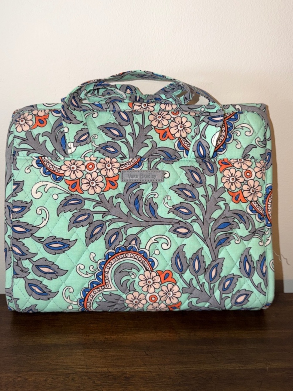 Vera Bradley Hanging Travel Organizer Fan Flowers Mint